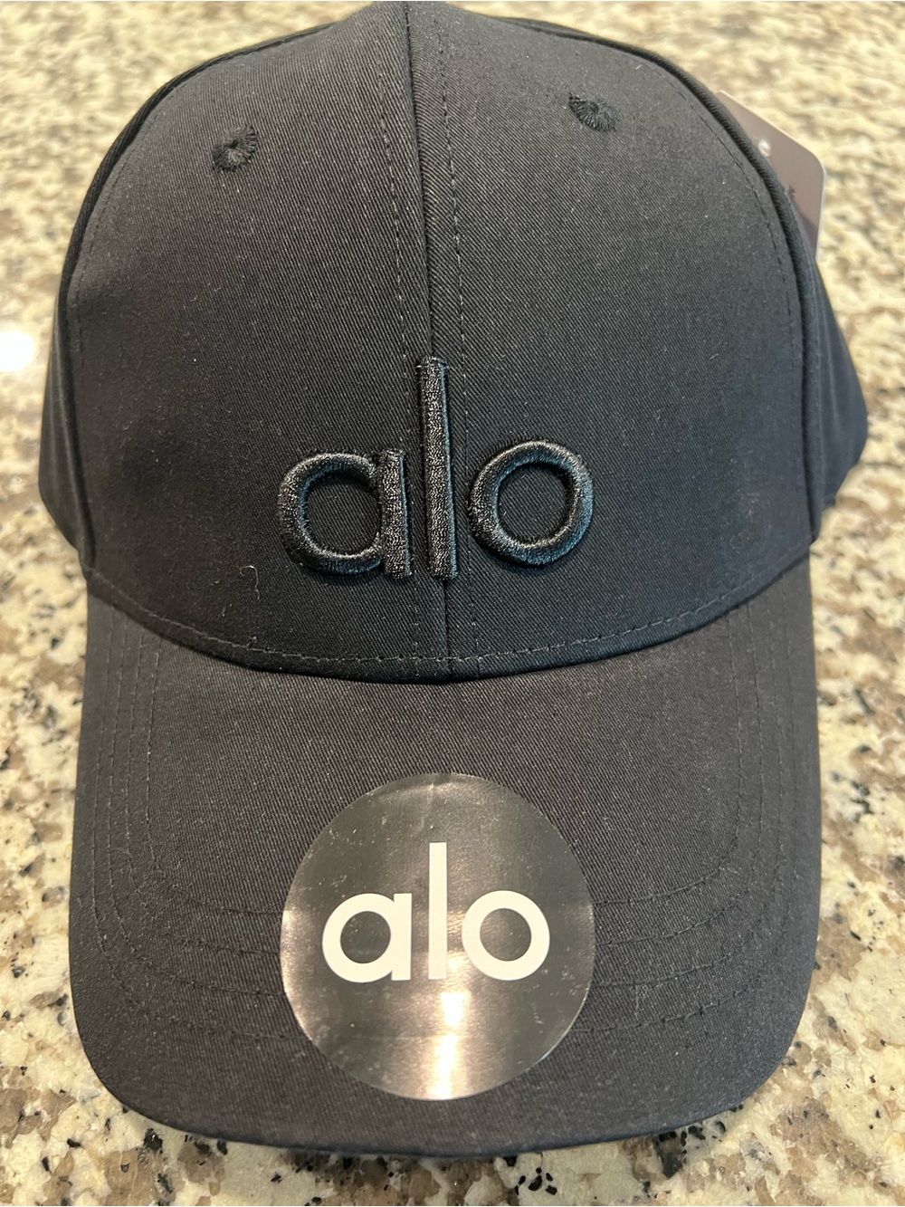 ALO Yoga Black Logo Baseball Cap unisex one size